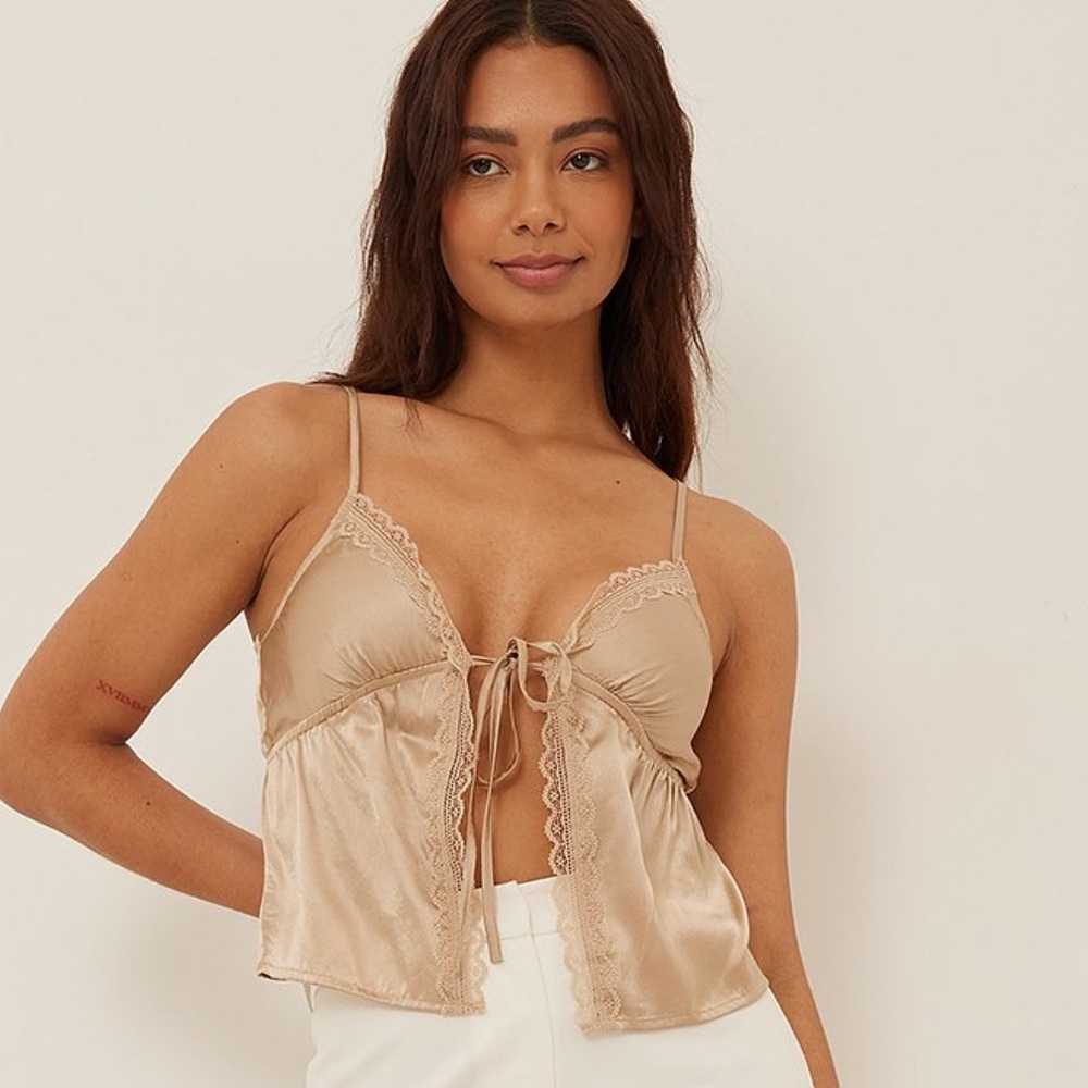 NWOT NA-KD Tie Front Satin Top in Beige